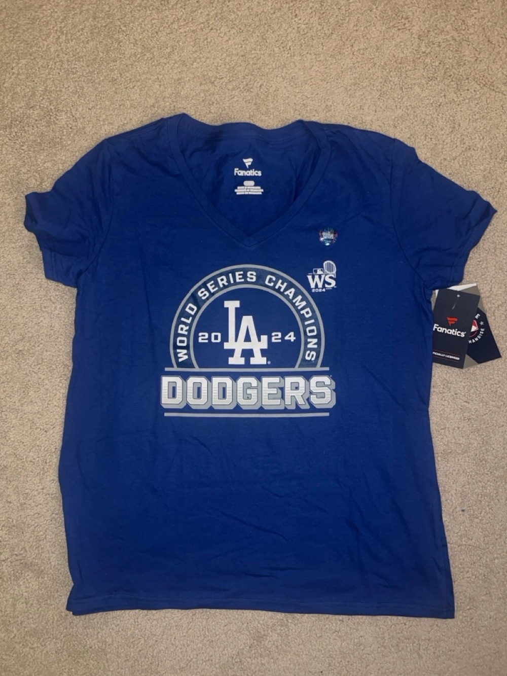 Fanatics dodgers women’s  V-Neck Crew Tee